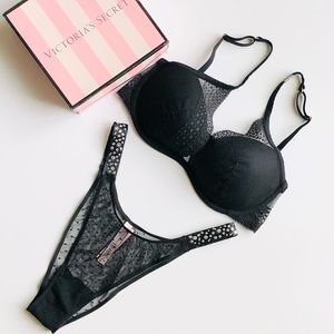 34D MEDIUM Victoria’s Secret black bra set